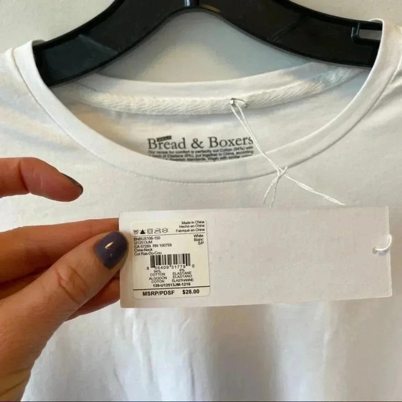 Men’s Basic White Tee - Picture 4 of 7